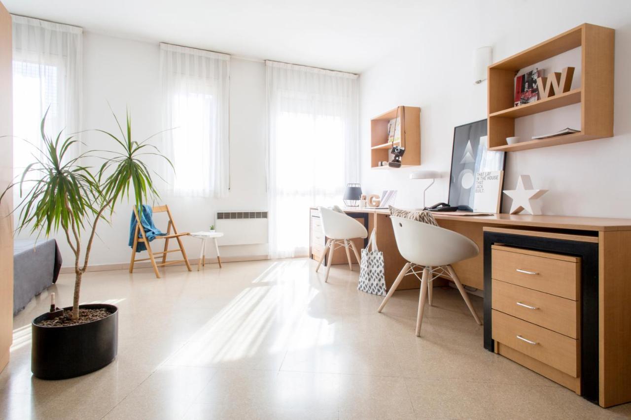 Residencia Universitaria Resa Francesc Giralt I Serra 테라사 외부 사진